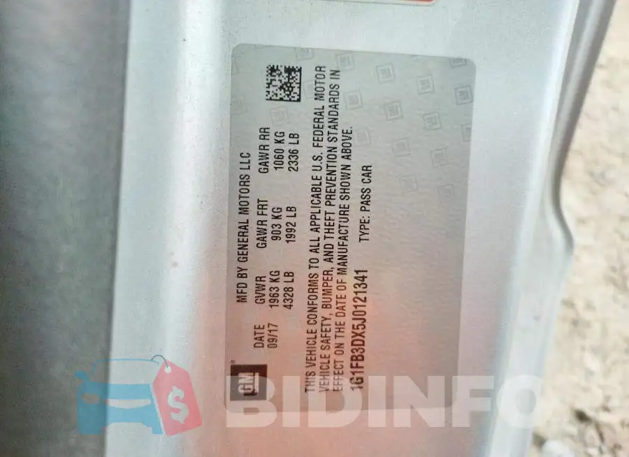 1G1FB3DX5J0121341 Photo# 13