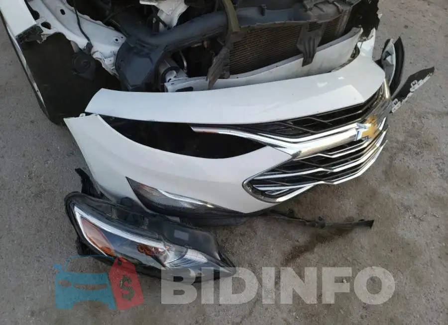 1G1ZB5ST0LF115830 Photo# 12
