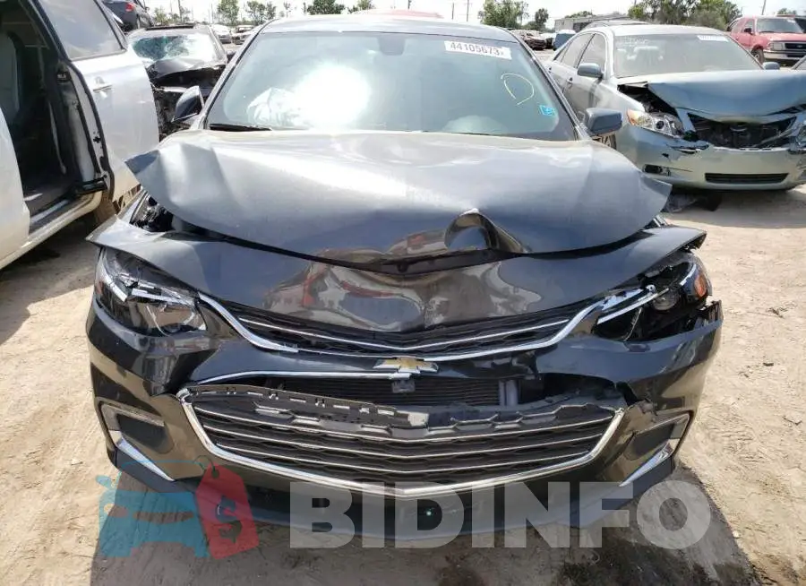 1G1ZD5ST1JF209142 Photo# 5