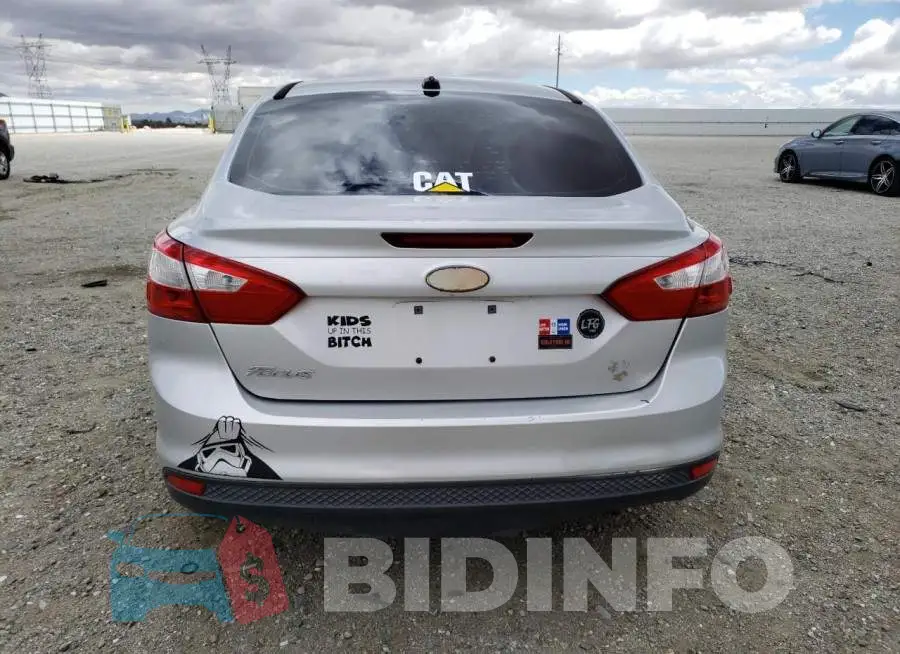 1FADP3F28EL169525 Photo# 6