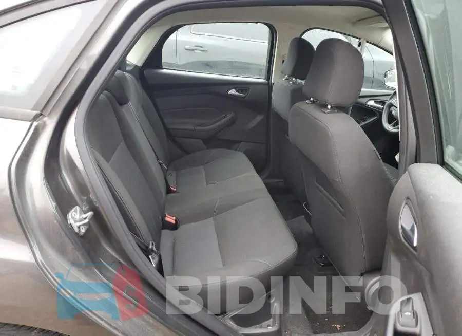 1FADP3F28GL220539 Photo# 10