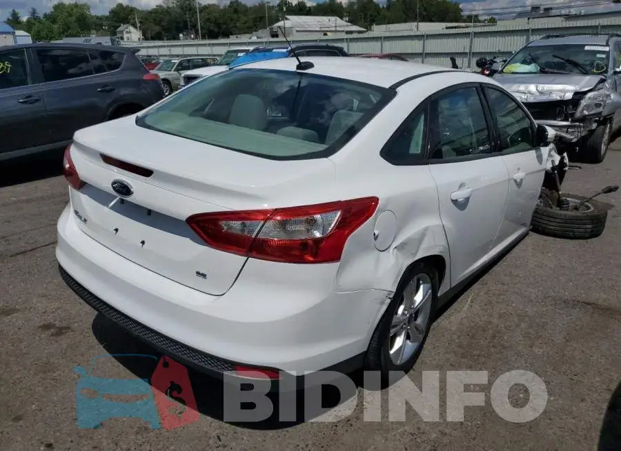1FADP3F29EL268144 Photo# 4
