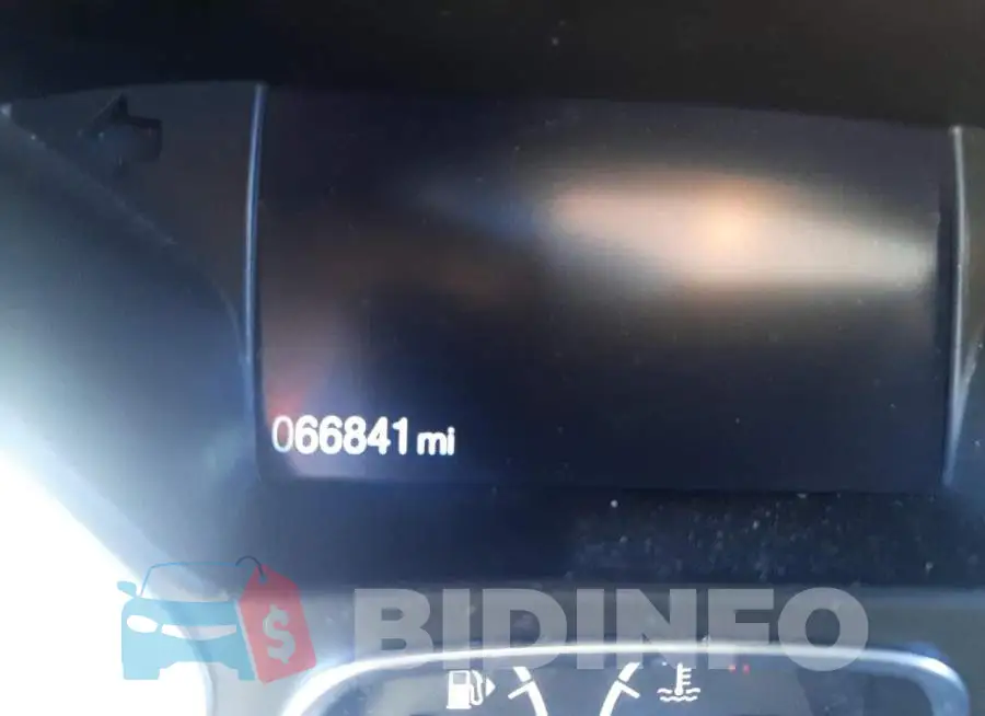 1FADP3F2XHL218020 Photo# 8
