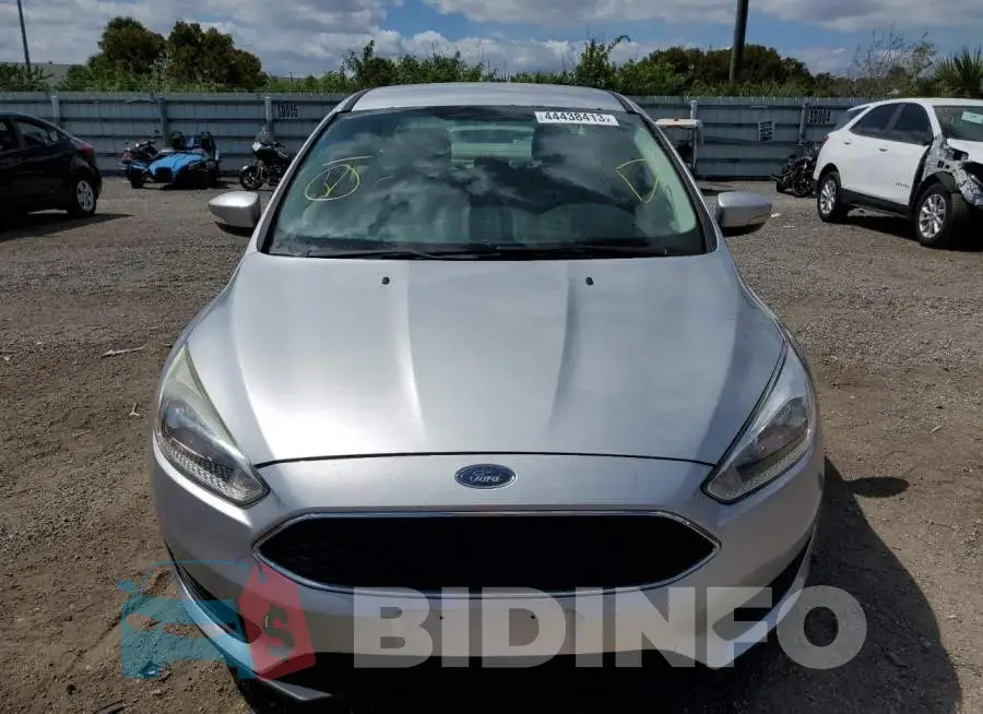 1FADP3F2XHL285376 Photo# 5
