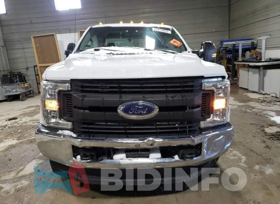 1FT7W2BT2HEC24577 Photo# 5