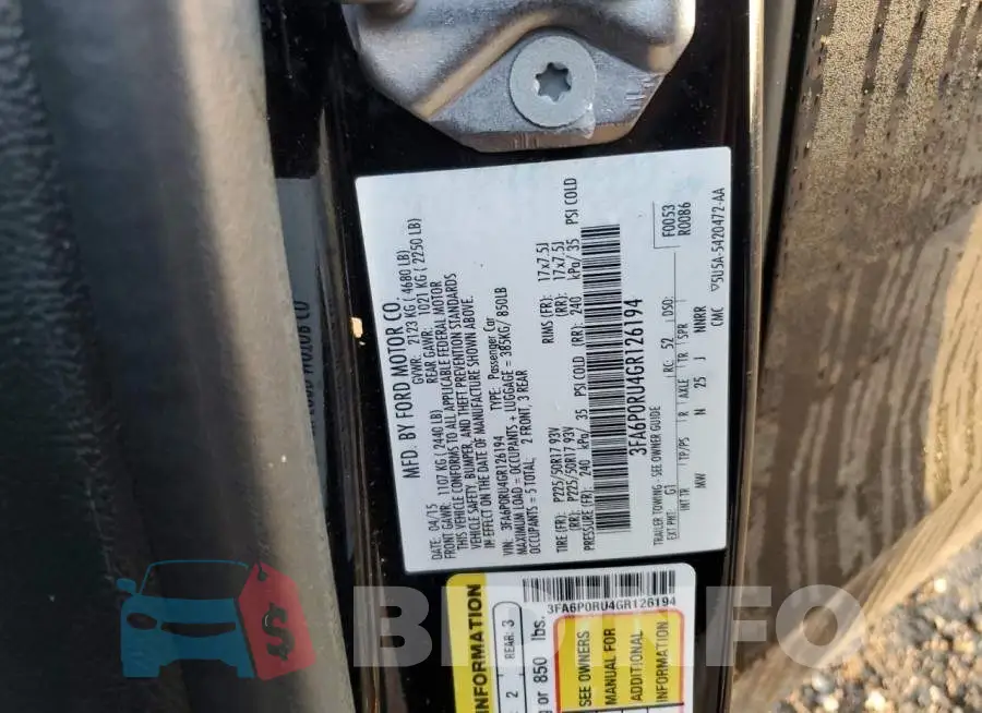 3FA6P0RU4GR126194 Photo# 12