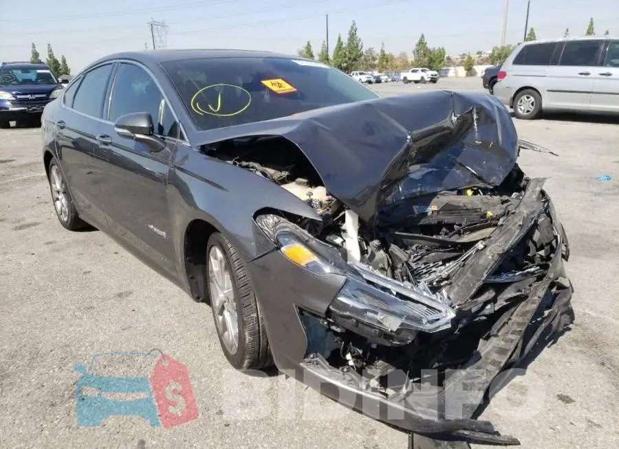 3FA6P0RUXKR182181 Photo# 1