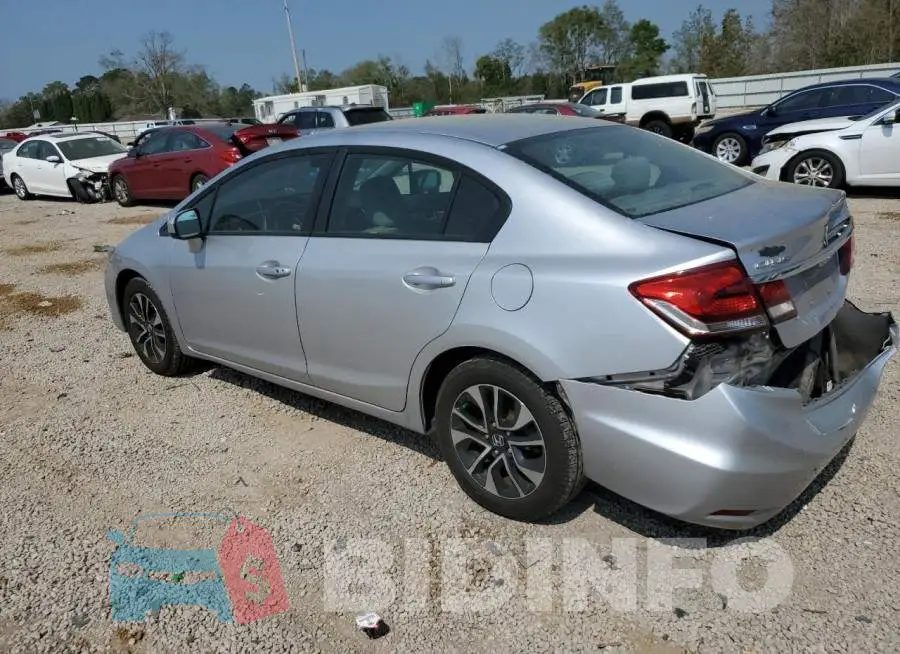 19XFB2F83EE027110 Photo# 2