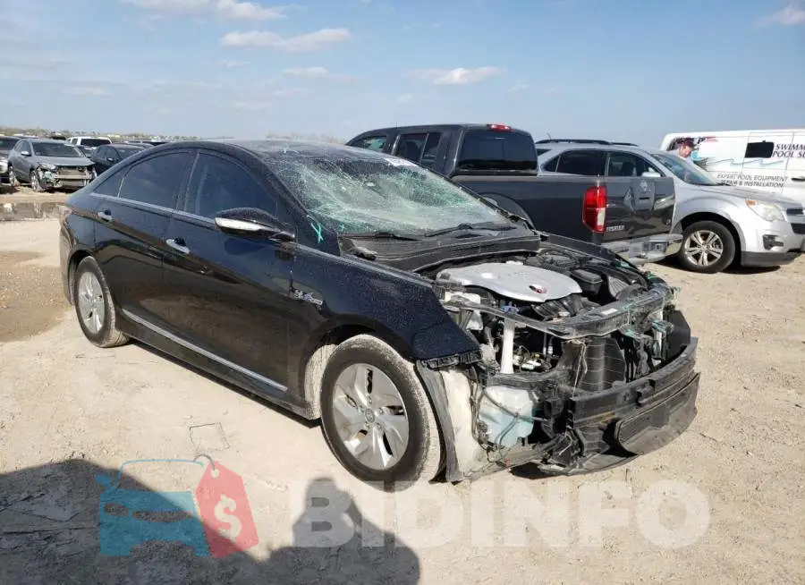 KMHEC4A42EA114746 Photo# 4