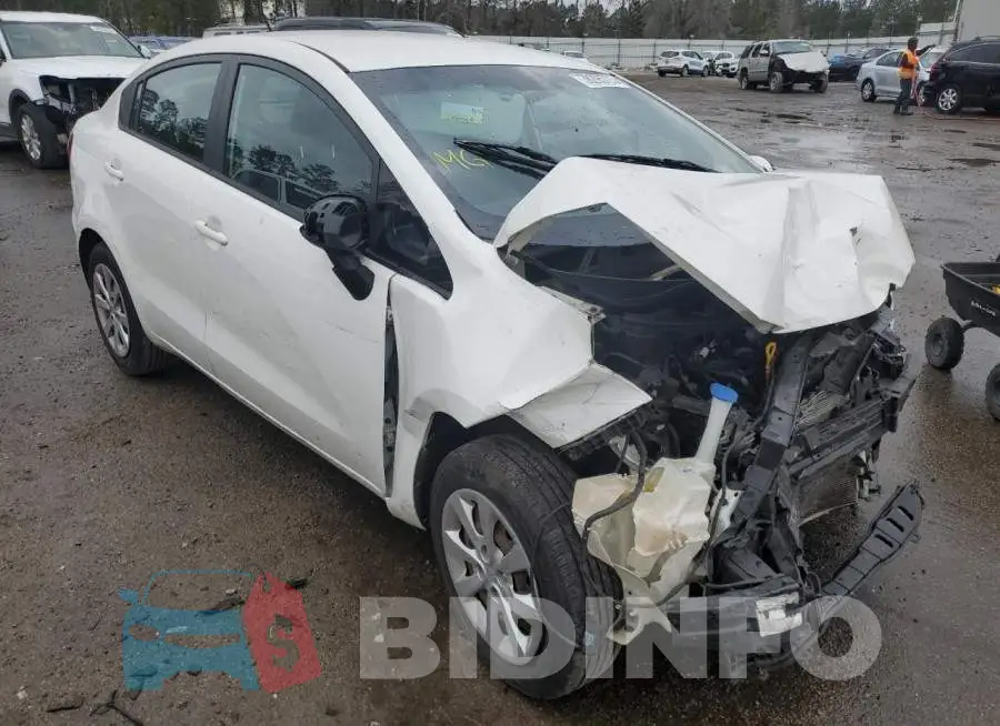 KNADM4A39G6543132 Photo# 4