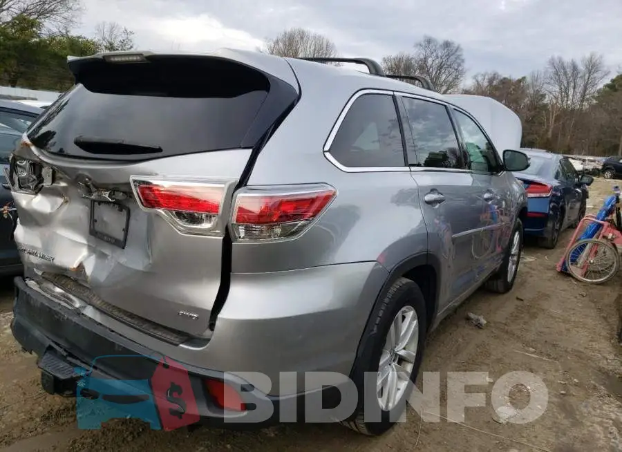 5TDBKRFH6GS274475 Photo# 3