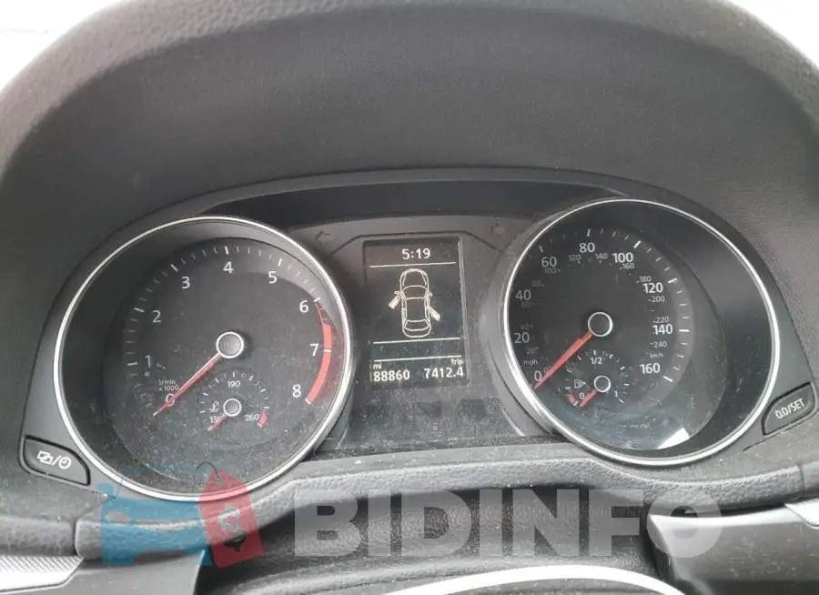 1VWDT7A34HC064575 Photo# 9