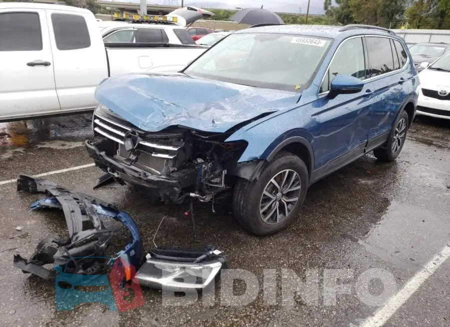 3VV3B7AX6KM141510 Photo# 1