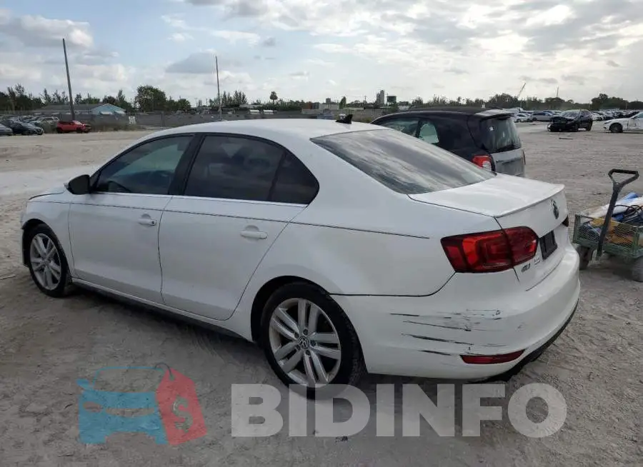 3VW4S7AJ8EM377012 Photo# 2