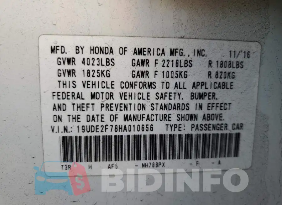 19UDE2F78HA010656 Photo# 12