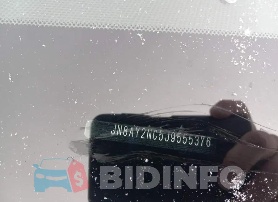 JN8AY2NC5J9555376 Photo# 13