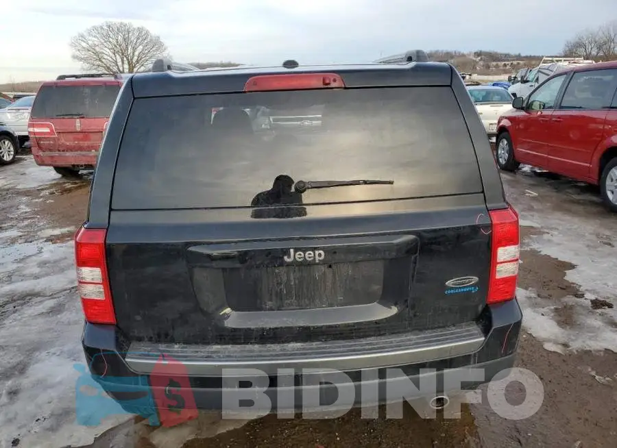1C4NJPBA9GD711989 Photo# 6