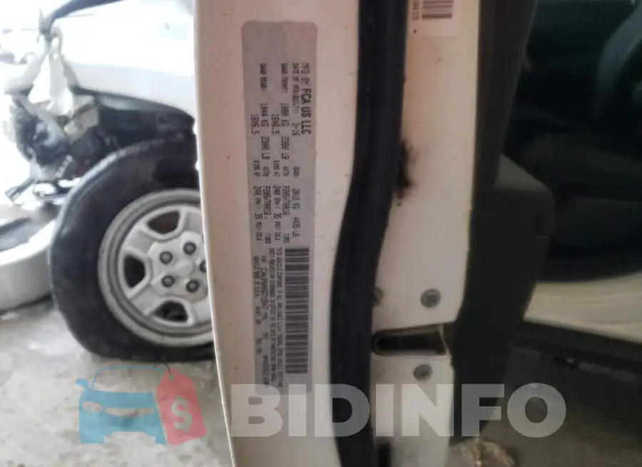 1C4NJPBAXGD715047 Photo# 14
