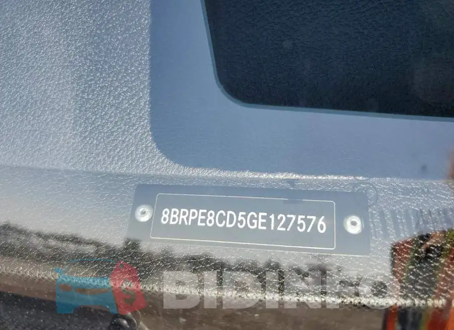 8BRPE8CD5GE127576 Photo# 13