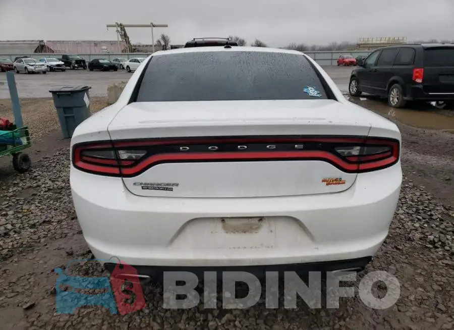 2C3CDXBG1FH811836 Photo# 6