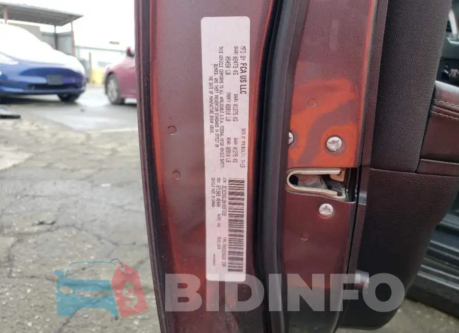 2C3CDXGJ2KH697232 Photo# 12