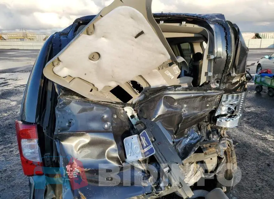 2C4RC1GG9GR150843 Photo# 6