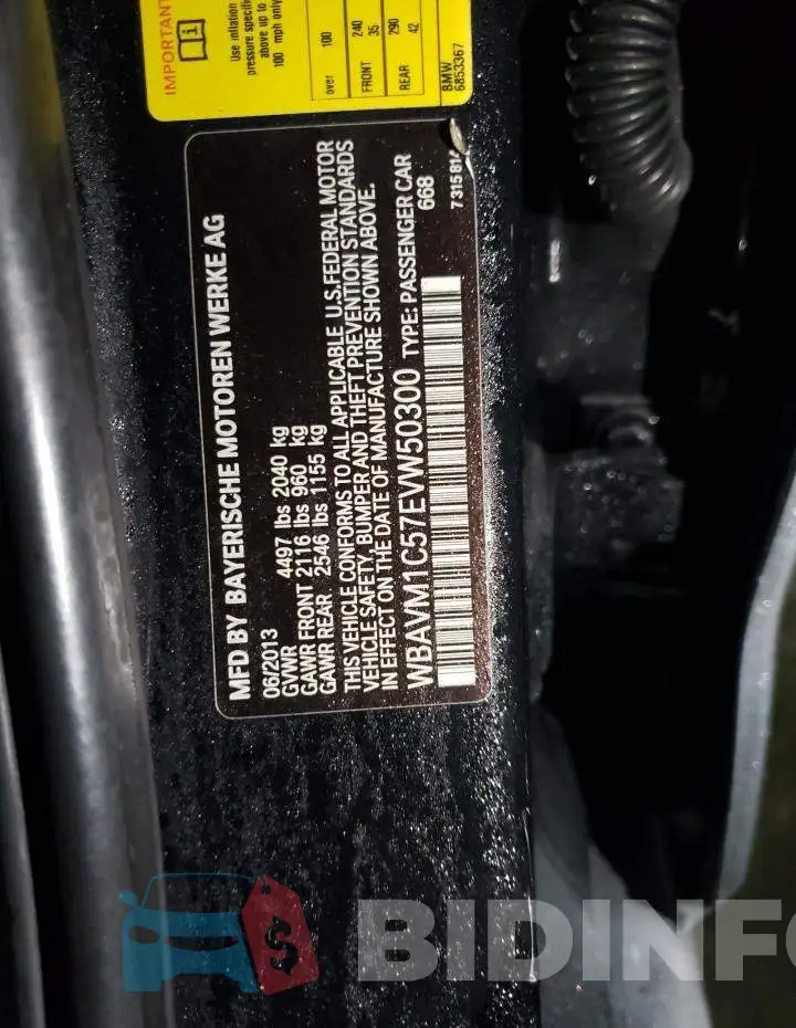 WBAVM1C57EVW50300 Photo# 12
