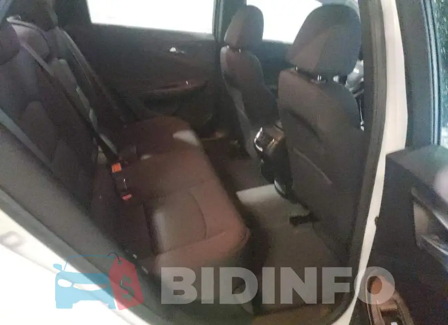 1G1ZD5ST6PF154826 Photo# 10