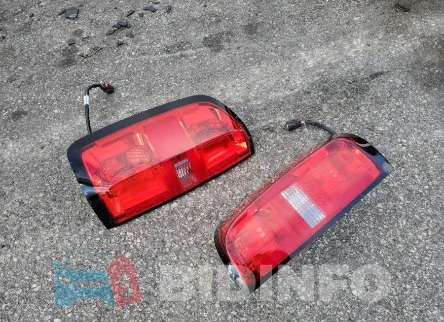 1GCGSBEN9M1265718 Photo# 12