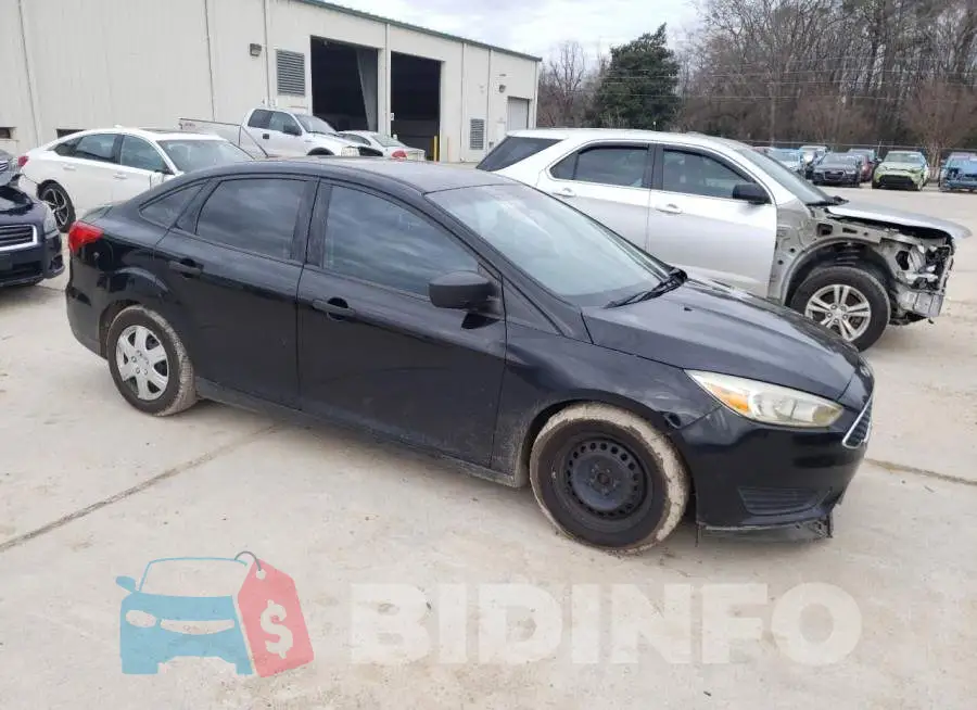 1FADP3E20GL377273 Photo# 4
