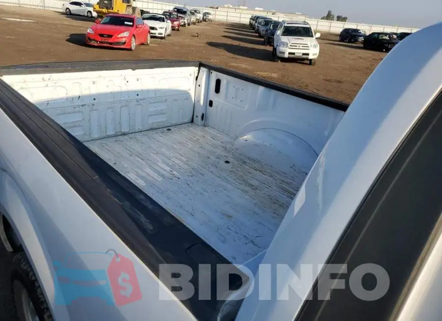 1FTMF1EB9JKE50039 Photo# 10