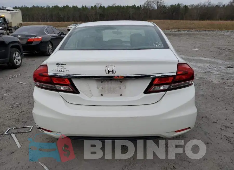 19XFB2F98FE033172 Photo# 6