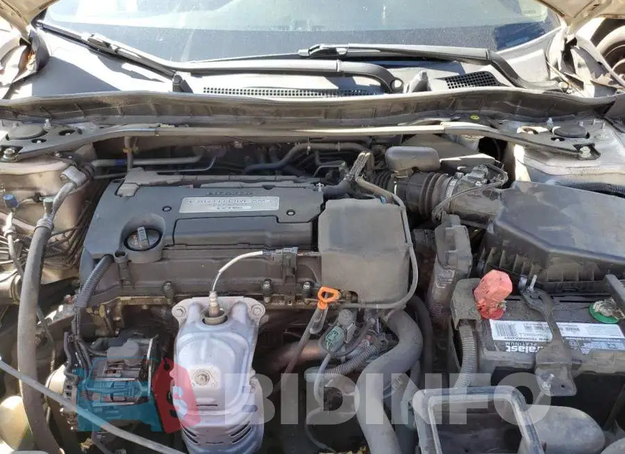 1HGCR2F83FA144142 Photo# 11