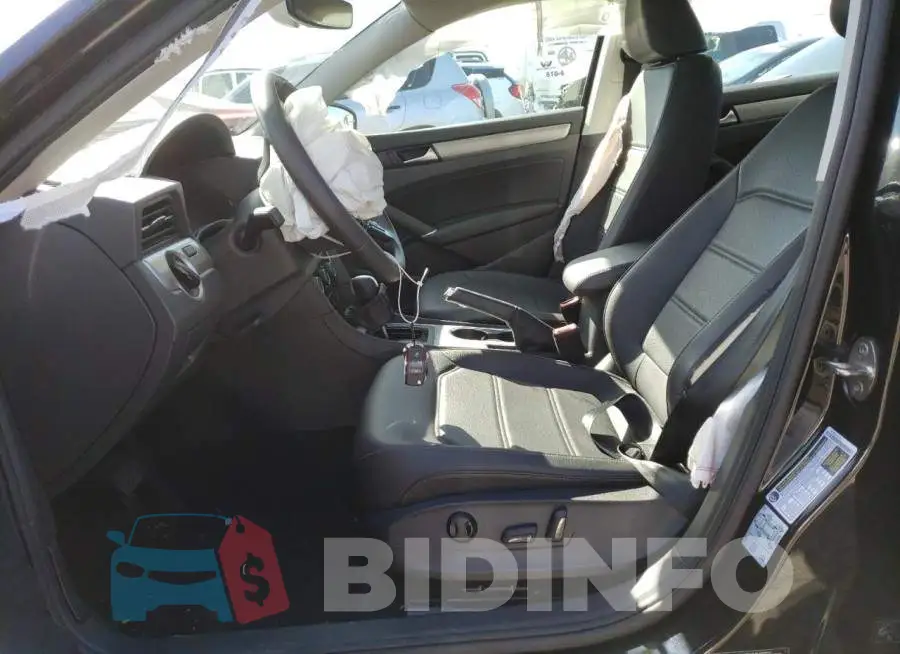 1VWSA7A36NC010333 Photo# 7