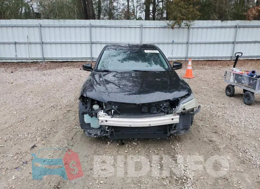 19UUB2F55FA004267 Photo# 5