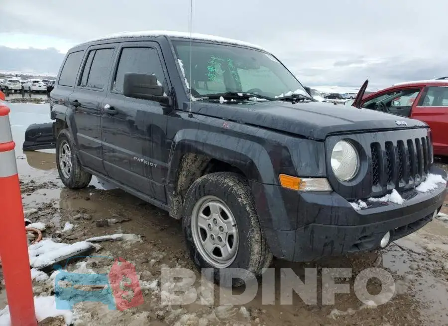 1C4NJPBB6GD574356 Photo# 4