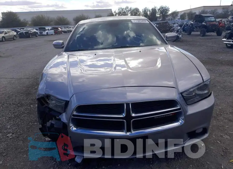 2C3CDXCT3EH102643 Photo# 5