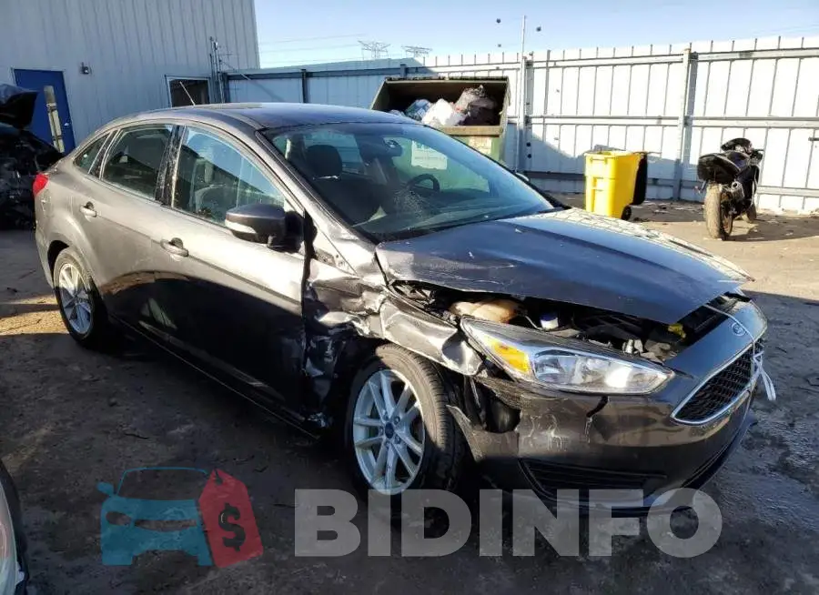 1FADP3F25JL257572 Photo# 4