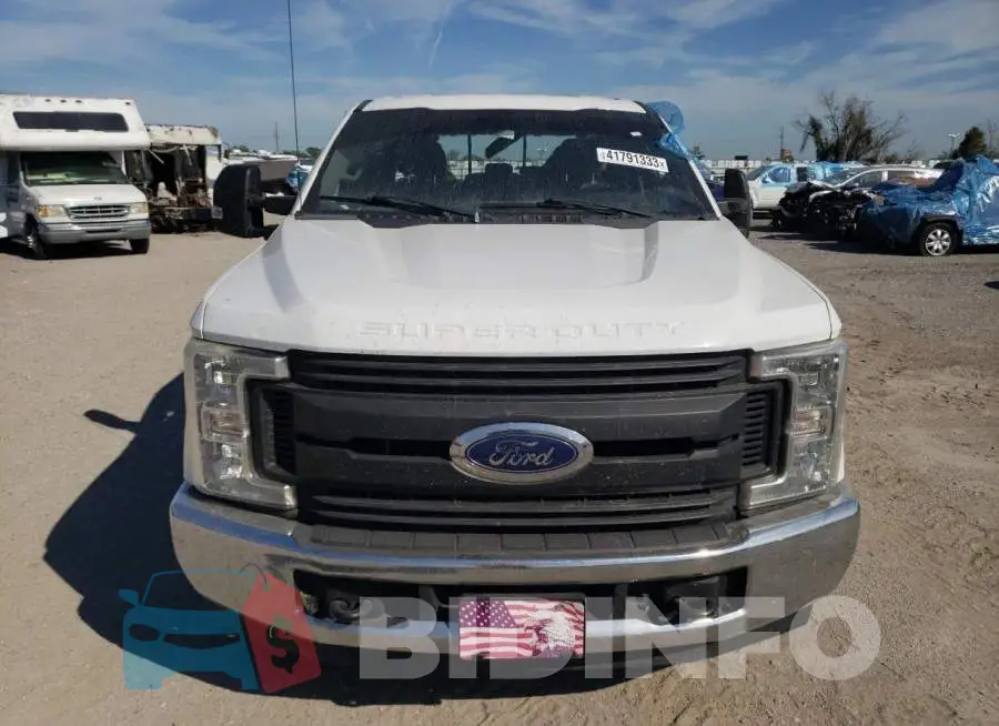 1FT7W2A63KEC68820 Photo# 5