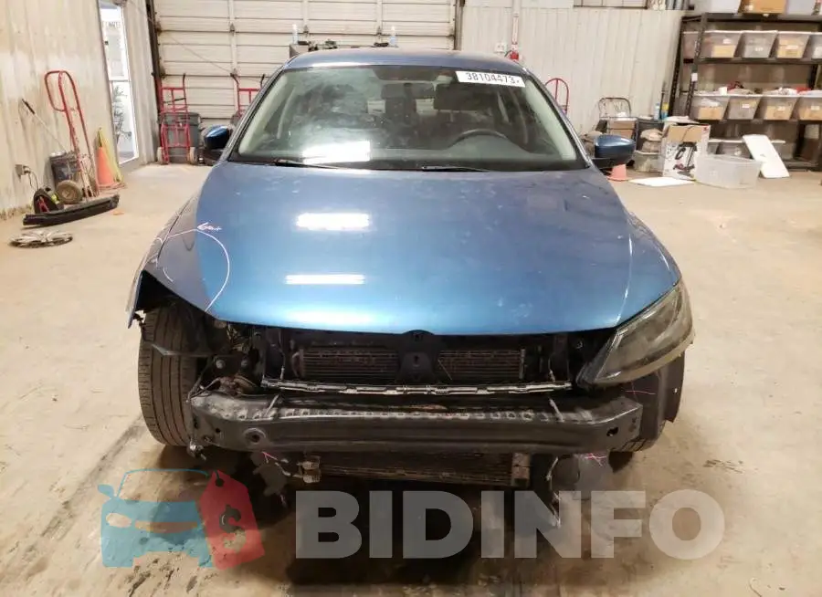 3VW2B7AJ2HM212973 Photo# 5