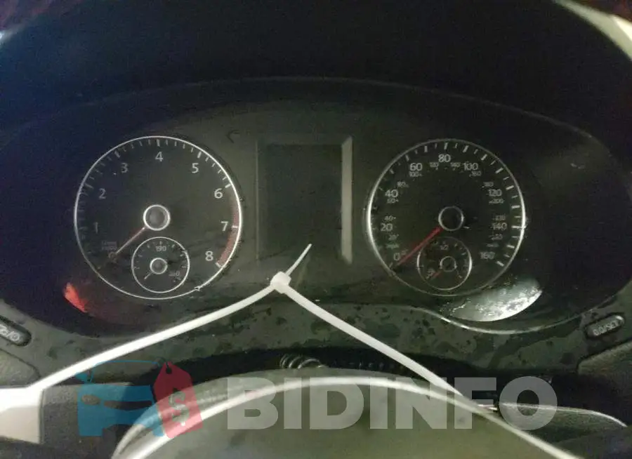 3VW4T7AJ8EM246000 Photo# 9