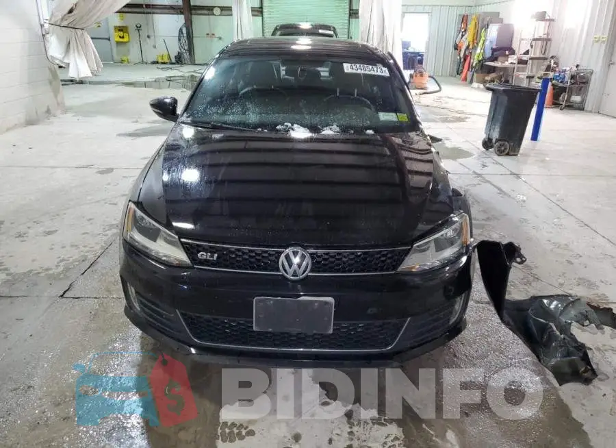 3VW5T7AJ2EM379095 Photo# 5