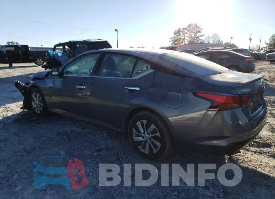 1N4BL4BV3NN338413 Photo# 2