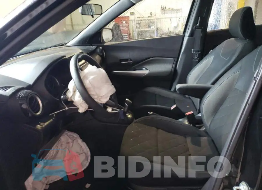 3N1CP5CU3KL481746 Photo# 7