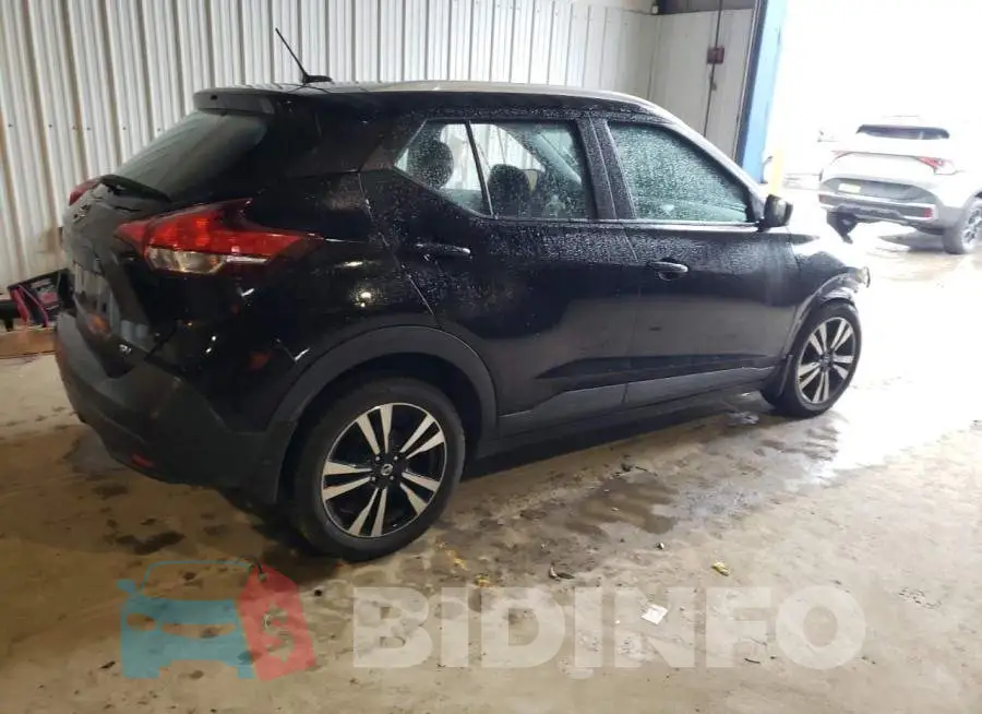 3N1CP5CU3KL481746 Photo# 3