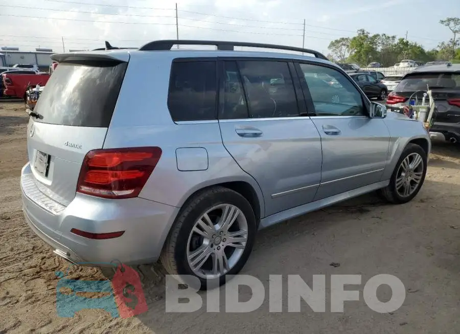 WDCGG8JB8FG409155 Photo# 3