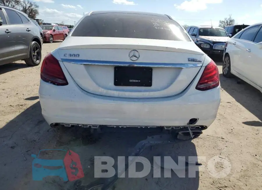 WDDWF4JB1GR144345 Photo# 6
