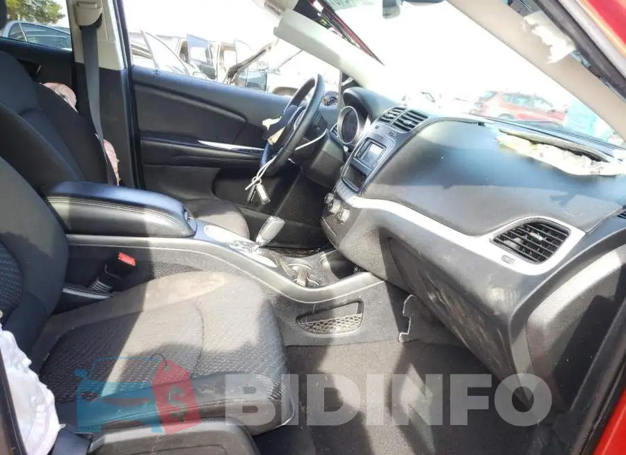 3C4PDCAB9JT385521 Photo# 5