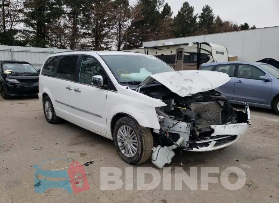 2C4RC1CG8FR525268 Photo# 4