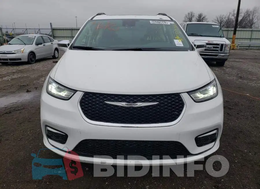2C4RC1GG8NR180610 Photo# 5